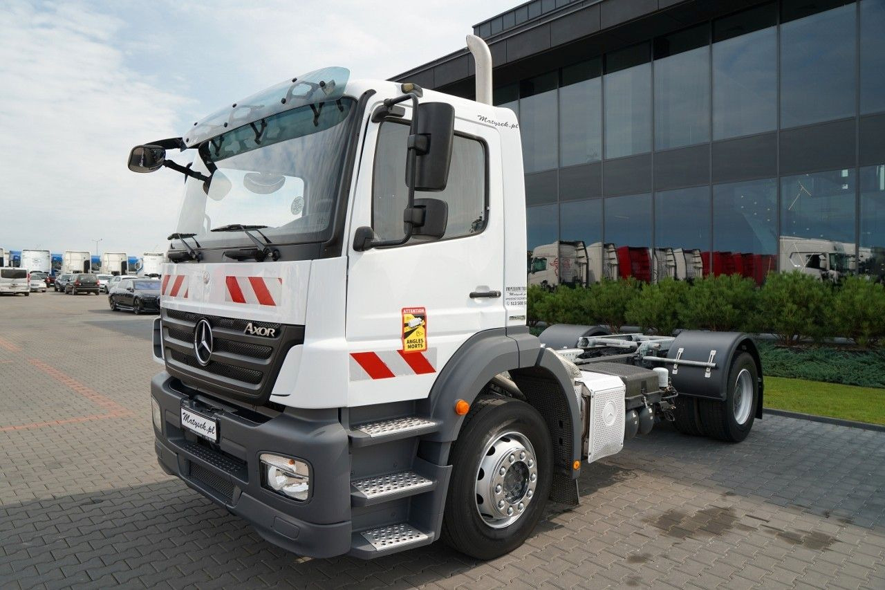 Mercedes-Benz AXOR 1829 / RETARDER / RAMA POD ZABUDOWĘ / 4 m / - Vetopöytäauto: kuva Mercedes-Benz AXOR 1829 / RETARDER / RAMA POD ZABUDOWĘ / 4 m / - Vetopöytäauto Mercedes-Benz AXOR 1829 / RETARDER / RAMA POD ZABUDOWĘ / 4 m / - Vetopöytäauto: kuva Mercedes-Benz AXOR 1829 / RETARDER / RAMA POD ZABUDOWĘ / 4 m / - Vetopöytäauto