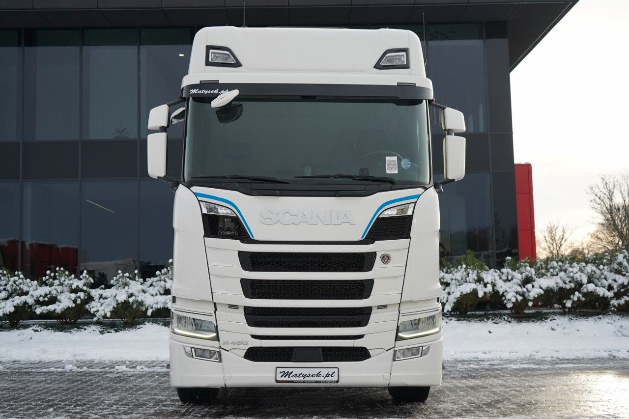 Scania R 450 / RETARDER / FULL AIRMATIC / OPONY 100 % / - Vetopöytäauto: kuva Scania R 450 / RETARDER / FULL AIRMATIC / OPONY 100 % / - Vetopöytäauto Scania R 450 / RETARDER / FULL AIRMATIC / OPONY 100 % / - Vetopöytäauto: kuva Scania R 450 / RETARDER / FULL AIRMATIC / OPONY 100 % / - Vetopöytäauto