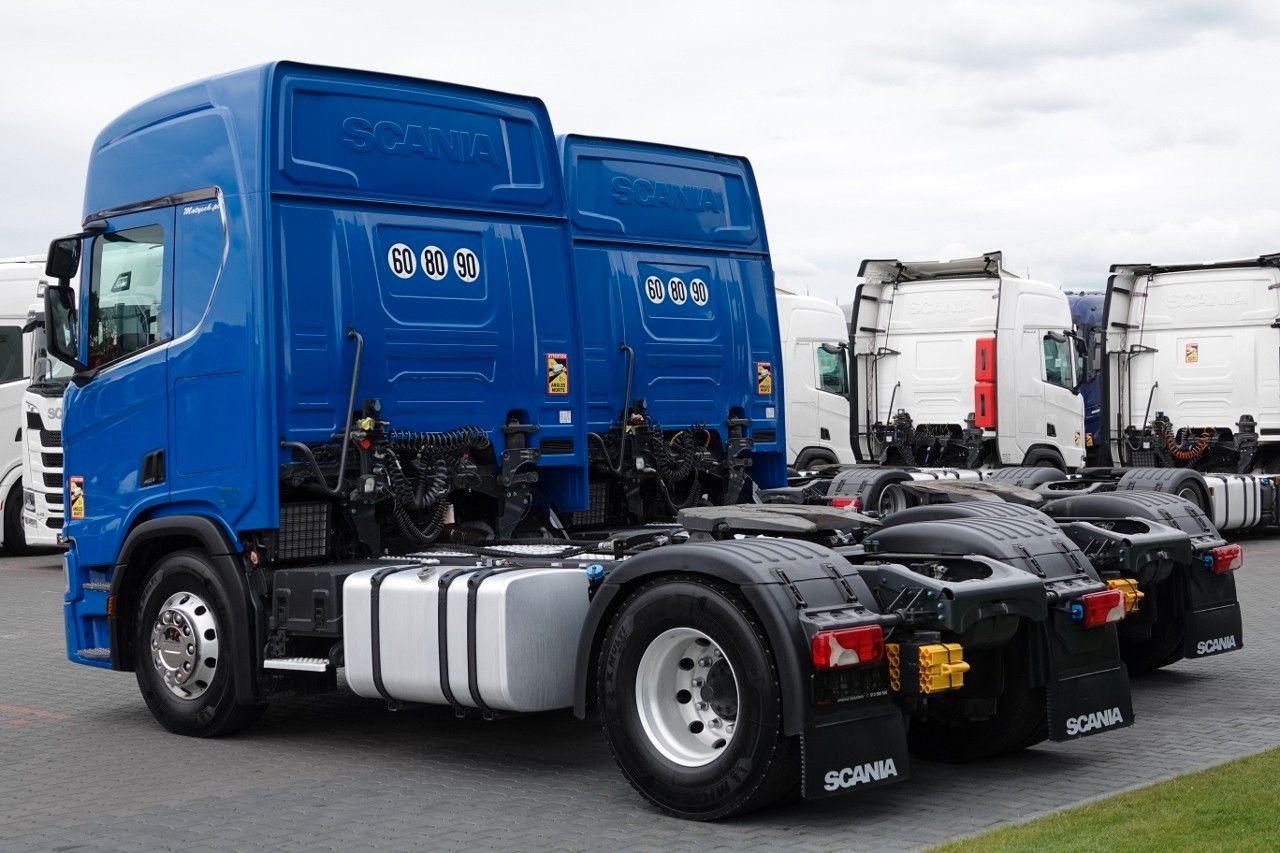 Scania R 450 / RETARDER / HYDRAULIKA / ALUFELGI / I-PAR - Vetopöytäauto: kuva Scania R 450 / RETARDER / HYDRAULIKA / ALUFELGI / I-PAR - Vetopöytäauto Scania R 450 / RETARDER / HYDRAULIKA / ALUFELGI / I-PAR - Vetopöytäauto: kuva Scania R 450 / RETARDER / HYDRAULIKA / ALUFELGI / I-PAR - Vetopöytäauto