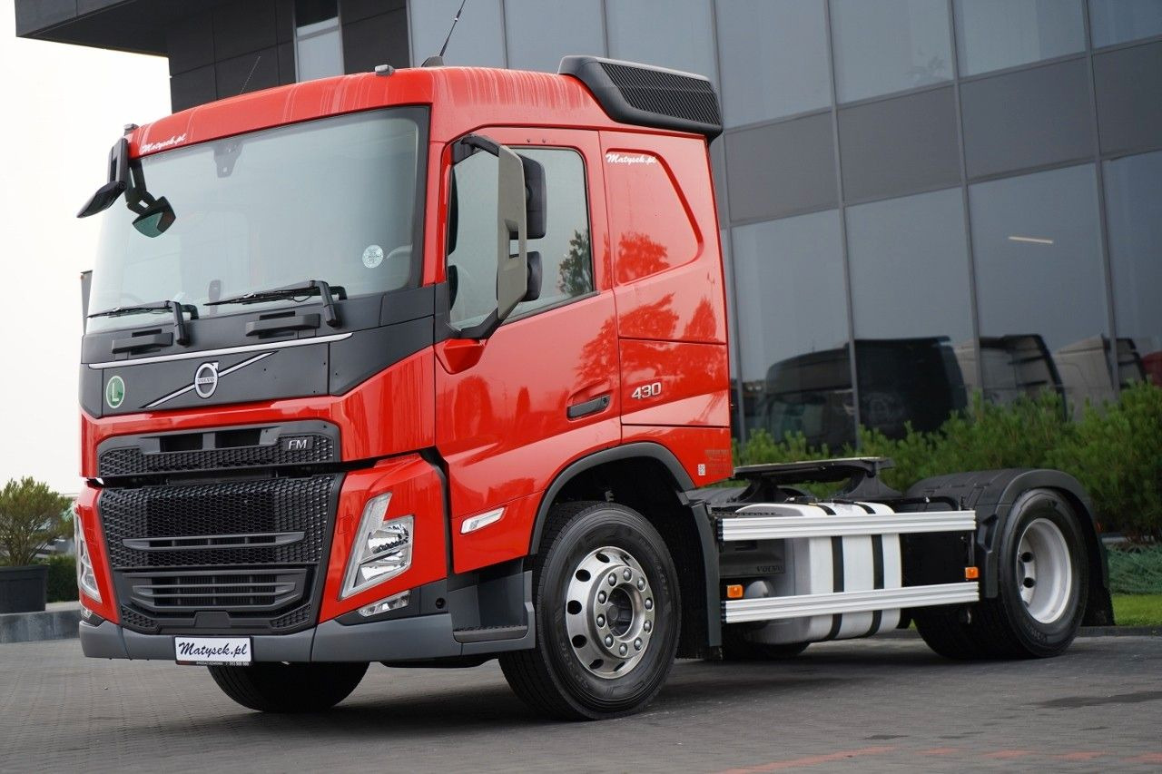 Volvo FM 430 / PEŁNY ADR / WAGA: 6 800 KG / NISKA KABI - Vetopöytäauto: kuva Volvo FM 430 / PEŁNY ADR / WAGA: 6 800 KG / NISKA KABI - Vetopöytäauto Volvo FM 430 / PEŁNY ADR / WAGA: 6 800 KG / NISKA KABI - Vetopöytäauto: kuva Volvo FM 430 / PEŁNY ADR / WAGA: 6 800 KG / NISKA KABI - Vetopöytäauto