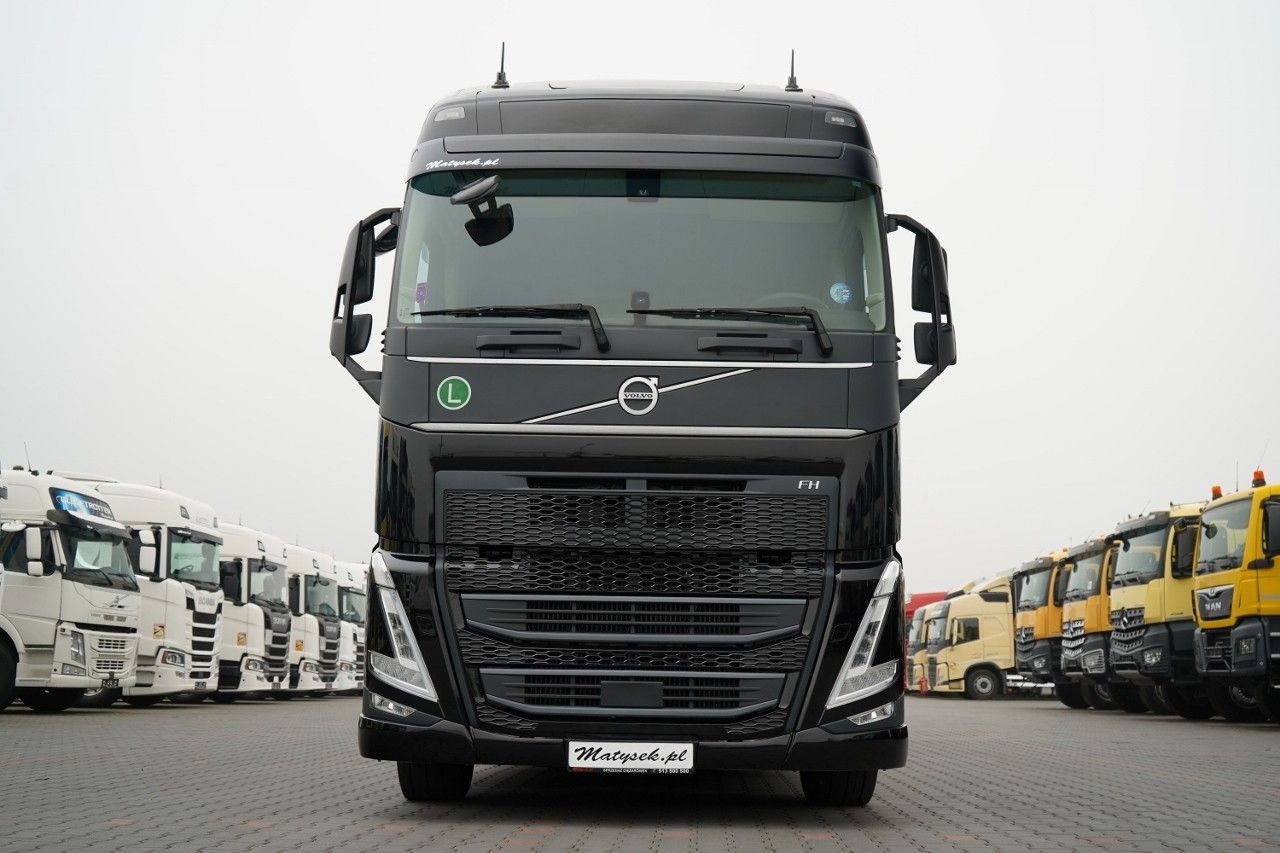 Volvo FH 500 /XXL / ZESTAW TANDEM PRZEJAZDOWY 120 M3 / - Pressukapelli kuorma-auto, Pressukapelliperävaunu: kuva Volvo FH 500 /XXL / ZESTAW TANDEM PRZEJAZDOWY 120 M3 / - Pressukapelli kuorma-auto, Pressukapelliperävaunu Volvo FH 500 /XXL / ZESTAW TANDEM PRZEJAZDOWY 120 M3 / - Pressukapelli kuorma-auto, Pressukapelliperävaunu: kuva Volvo FH 500 /XXL / ZESTAW TANDEM PRZEJAZDOWY 120 M3 / - Pressukapelli kuorma-auto, Pressukapelliperävaunu