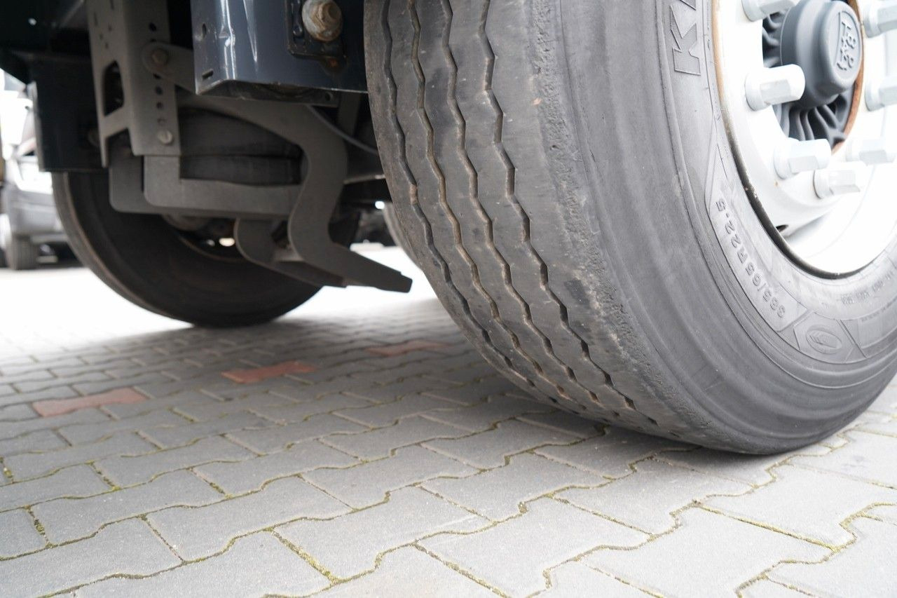 Pressukapellipuoliperävaunu Wielton FIRANKA / STANDARD / OŚ PODNOSZONA / PLANDEKA Z: kuva Pressukapellipuoliperävaunu Wielton FIRANKA / STANDARD / OŚ PODNOSZONA / PLANDEKA Z Pressukapellipuoliperävaunu Wielton FIRANKA / STANDARD / OŚ PODNOSZONA / PLANDEKA Z: kuva Pressukapellipuoliperävaunu Wielton FIRANKA / STANDARD / OŚ PODNOSZONA / PLANDEKA Z