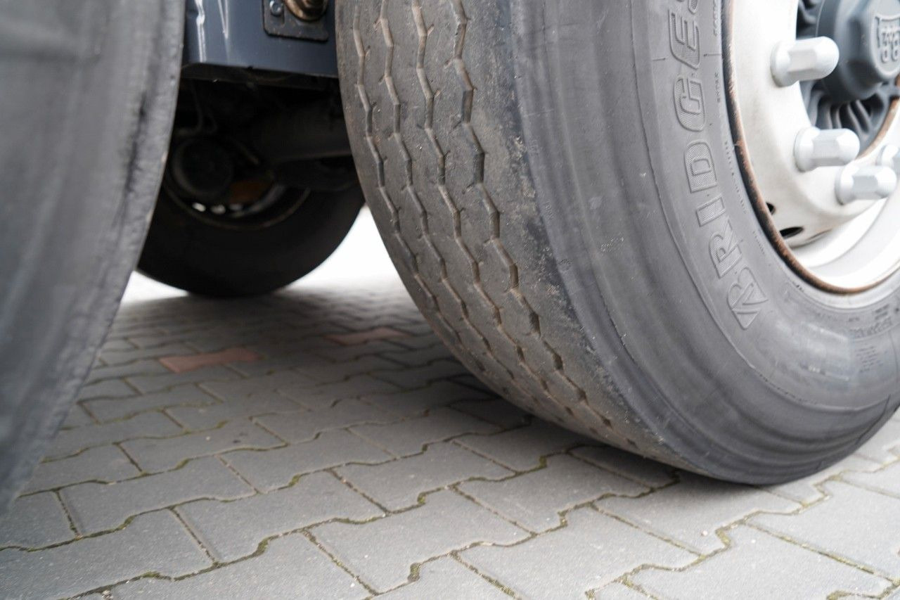 Pressukapellipuoliperävaunu Wielton FIRANKA / STANDARD / OŚ PODNOSZONA / PLANDEKA Z: kuva Pressukapellipuoliperävaunu Wielton FIRANKA / STANDARD / OŚ PODNOSZONA / PLANDEKA Z Pressukapellipuoliperävaunu Wielton FIRANKA / STANDARD / OŚ PODNOSZONA / PLANDEKA Z: kuva Pressukapellipuoliperävaunu Wielton FIRANKA / STANDARD / OŚ PODNOSZONA / PLANDEKA Z