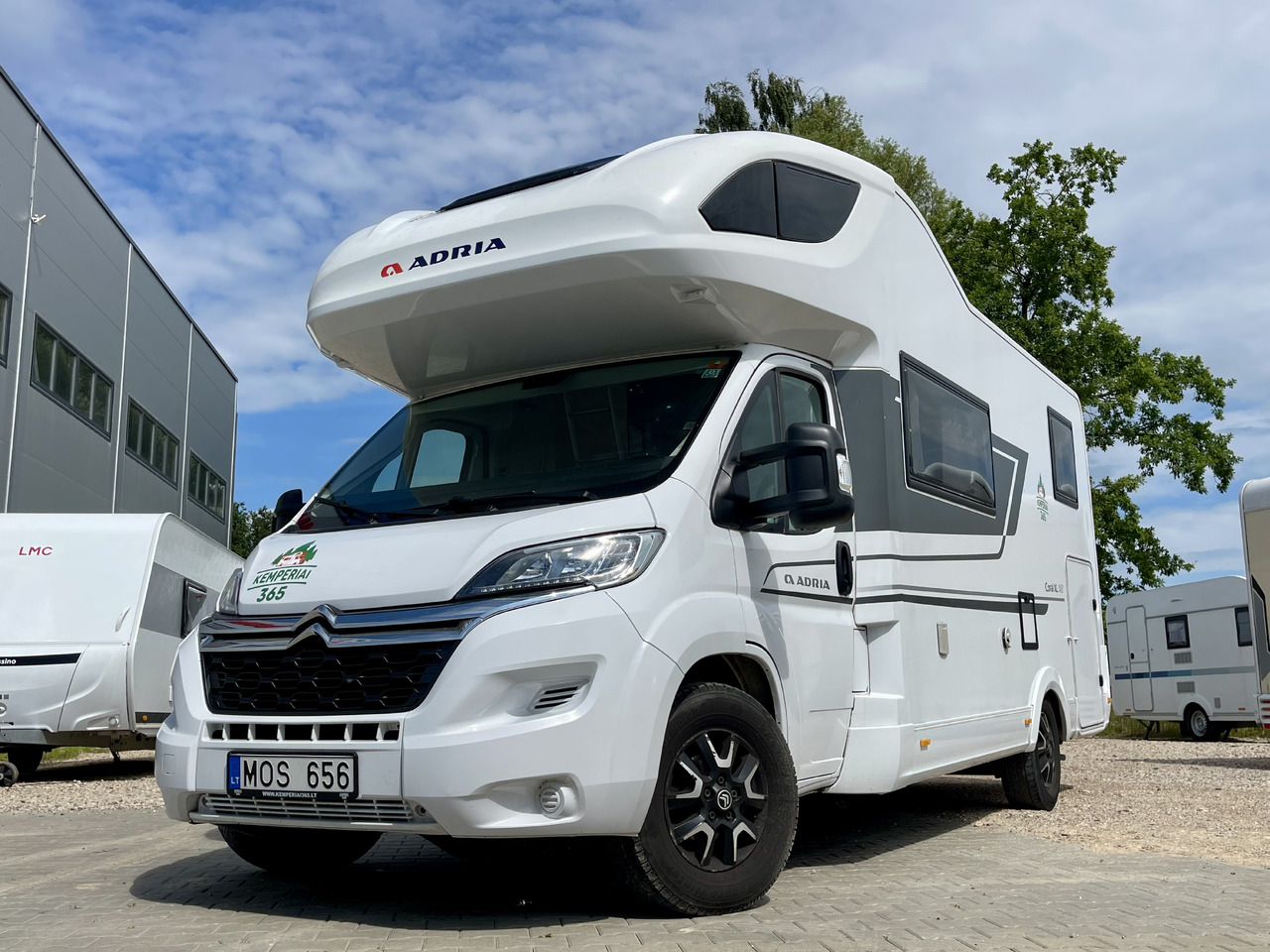 ADRIA - Alkoviauto: kuva ADRIA - Alkoviauto ADRIA - Alkoviauto: kuva ADRIA - Alkoviauto