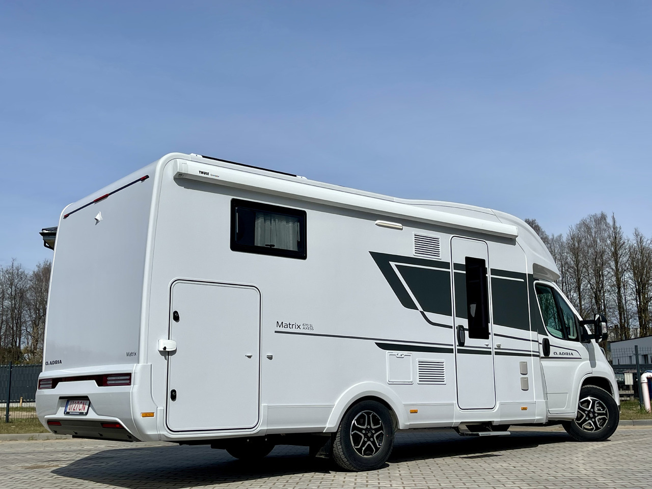 ADRIA Matrix 670 SL - Puoli-integroitu asuntoauto: kuva ADRIA Matrix 670 SL - Puoli-integroitu asuntoauto ADRIA Matrix 670 SL - Puoli-integroitu asuntoauto: kuva ADRIA Matrix 670 SL - Puoli-integroitu asuntoauto