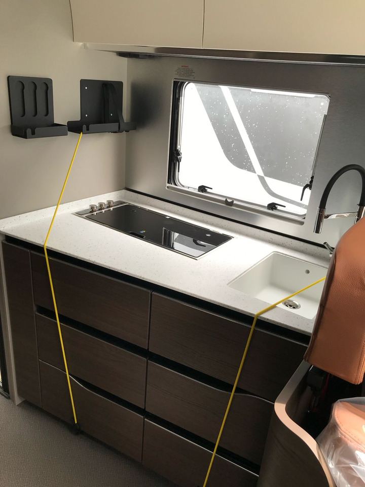 ADRIA Super Sonic 890 LC - Integroitu asuntoauto: kuva ADRIA Super Sonic 890 LC - Integroitu asuntoauto ADRIA Super Sonic 890 LC - Integroitu asuntoauto: kuva ADRIA Super Sonic 890 LC - Integroitu asuntoauto