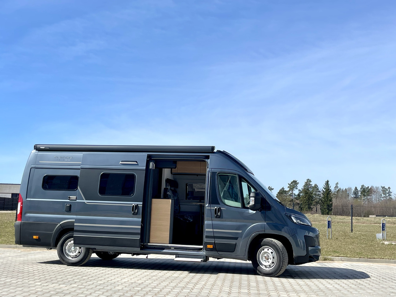 ADRIA TWIN 640 SGX - Retkeilyauto: kuva ADRIA TWIN 640 SGX - Retkeilyauto ADRIA TWIN 640 SGX - Retkeilyauto: kuva ADRIA TWIN 640 SGX - Retkeilyauto