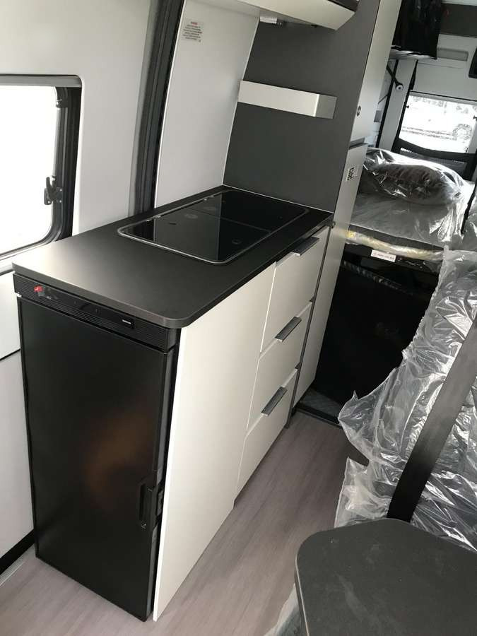 ADRIA Twin Sport 640 SG - Retkeilyauto: kuva ADRIA Twin Sport 640 SG - Retkeilyauto ADRIA Twin Sport 640 SG - Retkeilyauto: kuva ADRIA Twin Sport 640 SG - Retkeilyauto