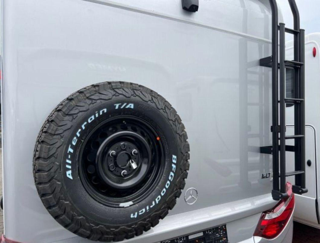 HYMER / ERIBA MLT 570 Cross Over - Puoli-integroitu asuntoauto: kuva HYMER / ERIBA MLT 570 Cross Over - Puoli-integroitu asuntoauto HYMER / ERIBA MLT 570 Cross Over - Puoli-integroitu asuntoauto: kuva HYMER / ERIBA MLT 570 Cross Over - Puoli-integroitu asuntoauto