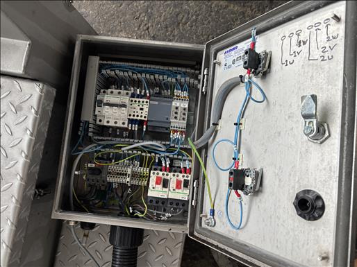 Elintarviketeollisuuden kone Unitech Boot wash station: kuva Elintarviketeollisuuden kone Unitech Boot wash station