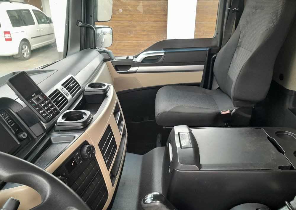 MAN TGL 12.250 nowe urządzenie hakowe SKIBICKI HKS 8/3300 ATEGO / TGM - Koukkulava kuorma-auto: kuva MAN TGL 12.250 nowe urządzenie hakowe SKIBICKI HKS 8/3300 ATEGO / TGM - Koukkulava kuorma-auto MAN TGL 12.250 nowe urządzenie hakowe SKIBICKI HKS 8/3300 ATEGO / TGM - Koukkulava kuorma-auto: kuva MAN TGL 12.250 nowe urządzenie hakowe SKIBICKI HKS 8/3300 ATEGO / TGM - Koukkulava kuorma-auto