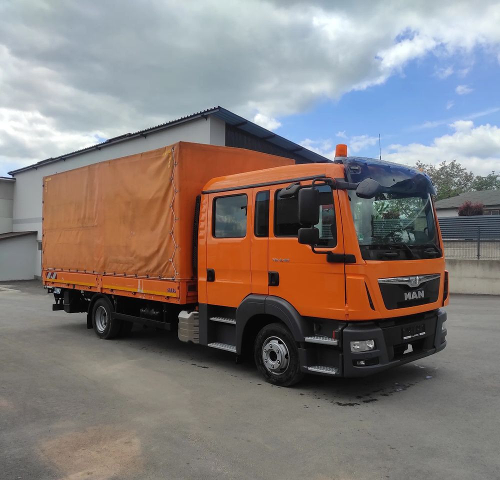 MAN TGL 8.180 DOKA / 6 OSOBOWY /BUTRO-PLANDEKA / - Pressukapelli kuorma-auto: kuva MAN TGL 8.180 DOKA / 6 OSOBOWY /BUTRO-PLANDEKA / - Pressukapelli kuorma-auto MAN TGL 8.180 DOKA / 6 OSOBOWY /BUTRO-PLANDEKA / - Pressukapelli kuorma-auto: kuva MAN TGL 8.180 DOKA / 6 OSOBOWY /BUTRO-PLANDEKA / - Pressukapelli kuorma-auto