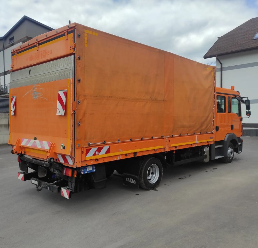 MAN TGL 8.180 DOKA / 6 OSOBOWY /BUTRO-PLANDEKA / - Pressukapelli kuorma-auto: kuva MAN TGL 8.180 DOKA / 6 OSOBOWY /BUTRO-PLANDEKA / - Pressukapelli kuorma-auto MAN TGL 8.180 DOKA / 6 OSOBOWY /BUTRO-PLANDEKA / - Pressukapelli kuorma-auto: kuva MAN TGL 8.180 DOKA / 6 OSOBOWY /BUTRO-PLANDEKA / - Pressukapelli kuorma-auto