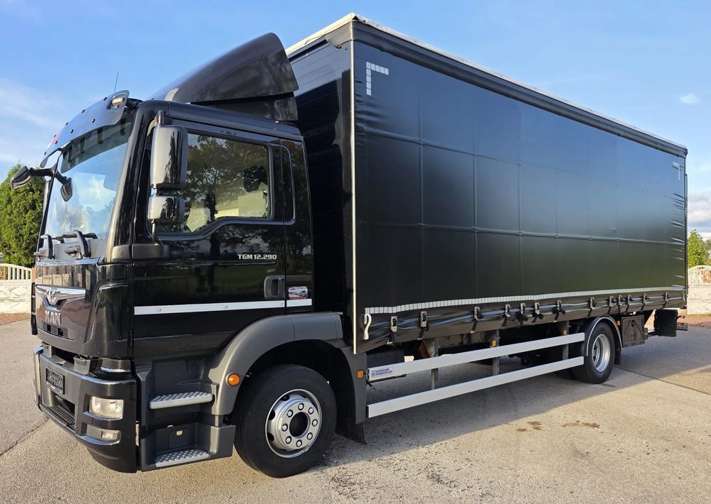 Pressukapelli kuorma-auto MAN TGM 12.290 / 15.290 / E6/ FIRANKA /BOCZNE DRZWI / BURTO-FIRANKA / 18PALET / WINDA / NISKI PRZEBIEG / 2018/ CAŁY NA PODUSZKACH / SERWISOWANY: kuva Pressukapelli kuorma-auto MAN TGM 12.290 / 15.290 / E6/ FIRANKA /BOCZNE DRZWI / BURTO-FIRANKA / 18PALET / WINDA / NISKI PRZEBIEG / 2018/ CAŁY NA PODUSZKACH / SERWISOWANY