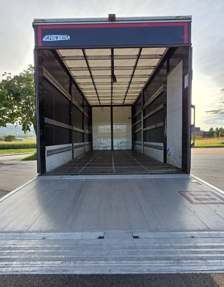 Pressukapelli kuorma-auto MAN TGM 12.290 / 15.290 / E6/ FIRANKA /BOCZNE DRZWI / BURTO-FIRANKA / 18PALET / WINDA / NISKI PRZEBIEG / 2018/ CAŁY NA PODUSZKACH / SERWISOWANY: kuva Pressukapelli kuorma-auto MAN TGM 12.290 / 15.290 / E6/ FIRANKA /BOCZNE DRZWI / BURTO-FIRANKA / 18PALET / WINDA / NISKI PRZEBIEG / 2018/ CAŁY NA PODUSZKACH / SERWISOWANY