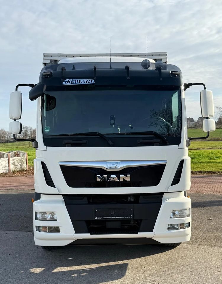 MAN TGM 15.290 / FIRANKA / 2016R / KLIMA POSTOJOWA /SPROWADZONY/ 8T ŁADOWNOŚĆ / 17 PALET / E6 / WINDA / - Pressukapelli kuorma-auto: kuva MAN TGM 15.290 / FIRANKA / 2016R / KLIMA POSTOJOWA /SPROWADZONY/ 8T ŁADOWNOŚĆ / 17 PALET / E6 / WINDA / - Pressukapelli kuorma-auto MAN TGM 15.290 / FIRANKA / 2016R / KLIMA POSTOJOWA /SPROWADZONY/ 8T ŁADOWNOŚĆ / 17 PALET / E6 / WINDA / - Pressukapelli kuorma-auto: kuva MAN TGM 15.290 / FIRANKA / 2016R / KLIMA POSTOJOWA /SPROWADZONY/ 8T ŁADOWNOŚĆ / 17 PALET / E6 / WINDA / - Pressukapelli kuorma-auto