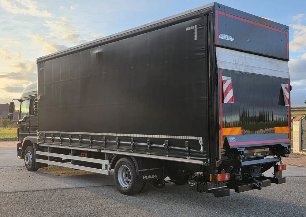 MAN TGM 15.290 / FIRANKA / 2019R / SPROWADZONY/ 7500 ŁADOWNOŚĆ / 18 PALET / E6 / JAK NOWY / WINDA / - Pressukapelli kuorma-auto: kuva MAN TGM 15.290 / FIRANKA / 2019R / SPROWADZONY/ 7500 ŁADOWNOŚĆ / 18 PALET / E6 / JAK NOWY / WINDA / - Pressukapelli kuorma-auto MAN TGM 15.290 / FIRANKA / 2019R / SPROWADZONY/ 7500 ŁADOWNOŚĆ / 18 PALET / E6 / JAK NOWY / WINDA / - Pressukapelli kuorma-auto: kuva MAN TGM 15.290 / FIRANKA / 2019R / SPROWADZONY/ 7500 ŁADOWNOŚĆ / 18 PALET / E6 / JAK NOWY / WINDA / - Pressukapelli kuorma-auto