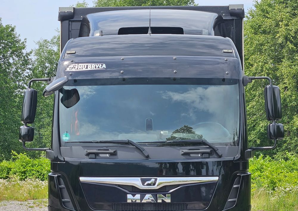 MAN TGM 15.290 / FIRANKA / 2019R / SPROWADZONY/ 7500 ŁADOWNOŚĆ / 18 PALET / E6 / JAK NOWY / WINDA / - Pressukapelli kuorma-auto: kuva MAN TGM 15.290 / FIRANKA / 2019R / SPROWADZONY/ 7500 ŁADOWNOŚĆ / 18 PALET / E6 / JAK NOWY / WINDA / - Pressukapelli kuorma-auto MAN TGM 15.290 / FIRANKA / 2019R / SPROWADZONY/ 7500 ŁADOWNOŚĆ / 18 PALET / E6 / JAK NOWY / WINDA / - Pressukapelli kuorma-auto: kuva MAN TGM 15.290 / FIRANKA / 2019R / SPROWADZONY/ 7500 ŁADOWNOŚĆ / 18 PALET / E6 / JAK NOWY / WINDA / - Pressukapelli kuorma-auto