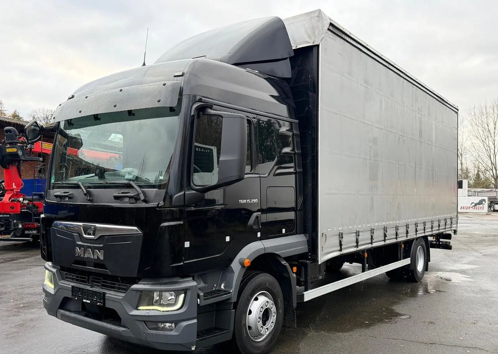 MAN TGM 15.290 / NOWY MODEL / E6 / 18PALET / 7720 ŁADOWNOŚĆ / SERWISOWANY / NOWY TACHOGRAF / NISKI PRZEBIEG / WINDA / FIRANKA / SPROWADZONY / 2022 / NISKI PRZEBIEG /PIERWSZY WŁAŚCICIEL/ - Pressukapelli kuorma-auto: kuva MAN TGM 15.290 / NOWY MODEL / E6 / 18PALET / 7720 ŁADOWNOŚĆ / SERWISOWANY / NOWY TACHOGRAF / NISKI PRZEBIEG / WINDA / FIRANKA / SPROWADZONY / 2022 / NISKI PRZEBIEG /PIERWSZY WŁAŚCICIEL/ - Pressukapelli kuorma-auto MAN TGM 15.290 / NOWY MODEL / E6 / 18PALET / 7720 ŁADOWNOŚĆ / SERWISOWANY / NOWY TACHOGRAF / NISKI PRZEBIEG / WINDA / FIRANKA / SPROWADZONY / 2022 / NISKI PRZEBIEG /PIERWSZY WŁAŚCICIEL/ - Pressukapelli kuorma-auto: kuva MAN TGM 15.290 / NOWY MODEL / E6 / 18PALET / 7720 ŁADOWNOŚĆ / SERWISOWANY / NOWY TACHOGRAF / NISKI PRZEBIEG / WINDA / FIRANKA / SPROWADZONY / 2022 / NISKI PRZEBIEG /PIERWSZY WŁAŚCICIEL/ - Pressukapelli kuorma-auto