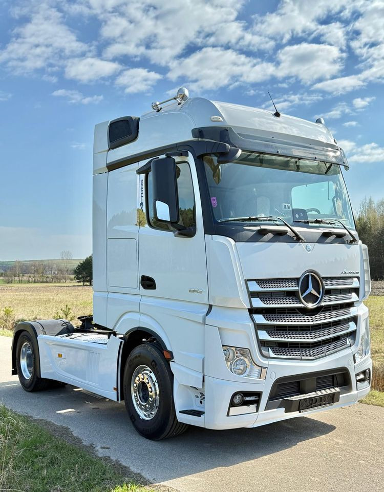 Mercedes-Benz ACTROS 1853/1845/E6/BIG SPACE/STANDARD/2019/ALUSY/NISKI PRZEBIEG/ - Vetopöytäauto: kuva Mercedes-Benz ACTROS 1853/1845/E6/BIG SPACE/STANDARD/2019/ALUSY/NISKI PRZEBIEG/ - Vetopöytäauto Mercedes-Benz ACTROS 1853/1845/E6/BIG SPACE/STANDARD/2019/ALUSY/NISKI PRZEBIEG/ - Vetopöytäauto: kuva Mercedes-Benz ACTROS 1853/1845/E6/BIG SPACE/STANDARD/2019/ALUSY/NISKI PRZEBIEG/ - Vetopöytäauto
