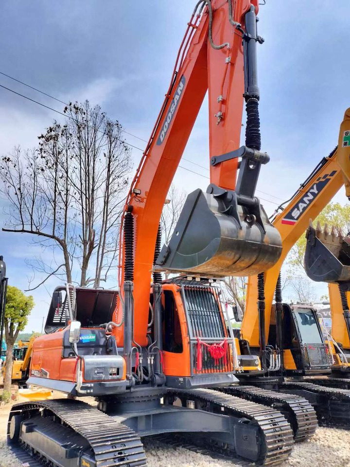 Doosan DX 300 Korea imports doosan DX300 - Telakaivukone: kuva Doosan DX 300 Korea imports doosan DX300 - Telakaivukone Doosan DX 300 Korea imports doosan DX300 - Telakaivukone: kuva Doosan DX 300 Korea imports doosan DX300 - Telakaivukone