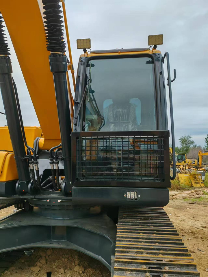 Hyundai Hyundai 220 LC-9 S - Telakaivukone: kuva Hyundai Hyundai 220 LC-9 S - Telakaivukone Hyundai Hyundai 220 LC-9 S - Telakaivukone: kuva Hyundai Hyundai 220 LC-9 S - Telakaivukone