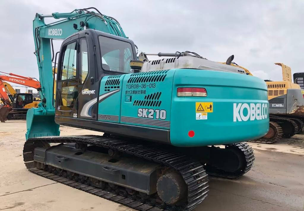 Kobelco SK 210-8 - Telakaivukone: kuva Kobelco SK 210-8 - Telakaivukone Kobelco SK 210-8 - Telakaivukone: kuva Kobelco SK 210-8 - Telakaivukone