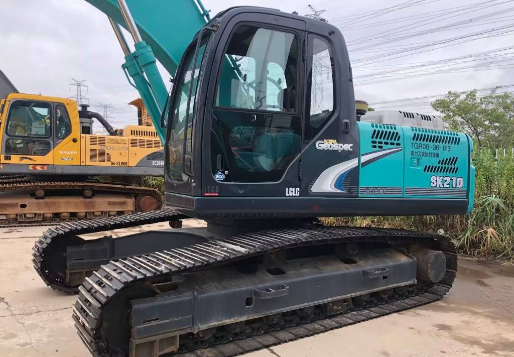 Kobelco SK 210-8 - Telakaivukone: kuva Kobelco SK 210-8 - Telakaivukone Kobelco SK 210-8 - Telakaivukone: kuva Kobelco SK 210-8 - Telakaivukone