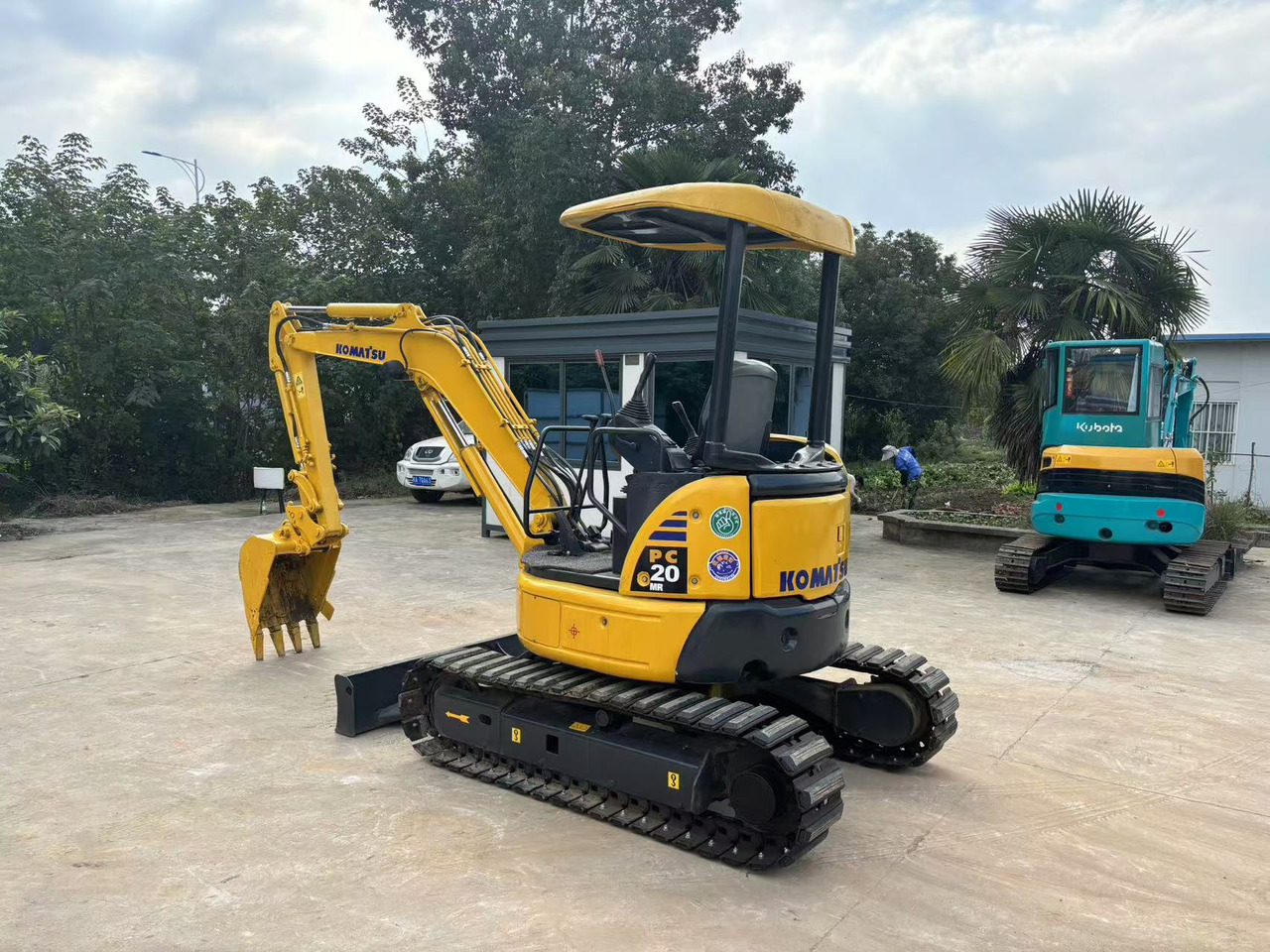 Komatsu Komatsu 20, Komatsu 20 - Minikuormaaja: kuva Komatsu Komatsu 20, Komatsu 20 - Minikuormaaja Komatsu Komatsu 20, Komatsu 20 - Minikuormaaja: kuva Komatsu Komatsu 20, Komatsu 20 - Minikuormaaja