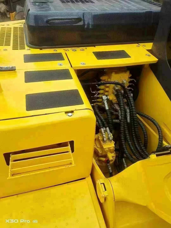 Komatsu PC 130-7 PC130 PC130-7 - Telakaivukone: kuva Komatsu PC 130-7 PC130 PC130-7 - Telakaivukone Komatsu PC 130-7 PC130 PC130-7 - Telakaivukone: kuva Komatsu PC 130-7 PC130 PC130-7 - Telakaivukone