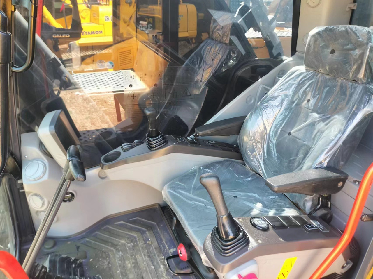 Volvo EC 480 Boutique Large Excavator 48 Tonnage Volvo 480 - Telakaivukone: kuva Volvo EC 480 Boutique Large Excavator 48 Tonnage Volvo 480 - Telakaivukone Volvo EC 480 Boutique Large Excavator 48 Tonnage Volvo 480 - Telakaivukone: kuva Volvo EC 480 Boutique Large Excavator 48 Tonnage Volvo 480 - Telakaivukone