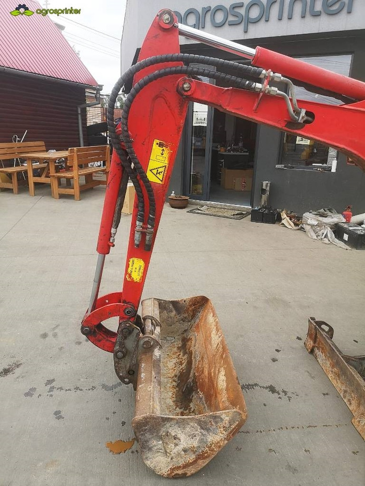 Bobcat E 14 - Minikuormaaja: kuva Bobcat E 14 - Minikuormaaja Bobcat E 14 - Minikuormaaja: kuva Bobcat E 14 - Minikuormaaja