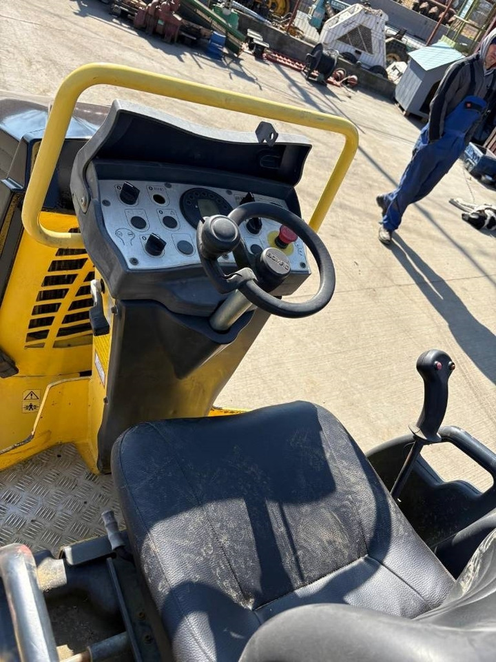 Bomag BW 100 AD-5 - Tiejyrä: kuva Bomag BW 100 AD-5 - Tiejyrä Bomag BW 100 AD-5 - Tiejyrä: kuva Bomag BW 100 AD-5 - Tiejyrä