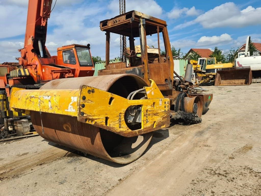 Bomag BW 213 D H-4 FOR PARTS - Tiivistyskone: kuva Bomag BW 213 D H-4 FOR PARTS - Tiivistyskone Bomag BW 213 D H-4 FOR PARTS - Tiivistyskone: kuva Bomag BW 213 D H-4 FOR PARTS - Tiivistyskone
