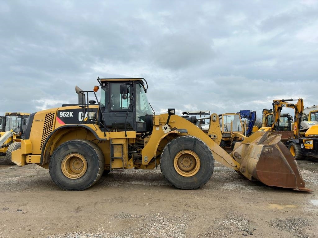 Pyöräkuormaaja CAT 962 K: kuva Pyöräkuormaaja CAT 962 K Pyöräkuormaaja CAT 962 K: kuva Pyöräkuormaaja CAT 962 K