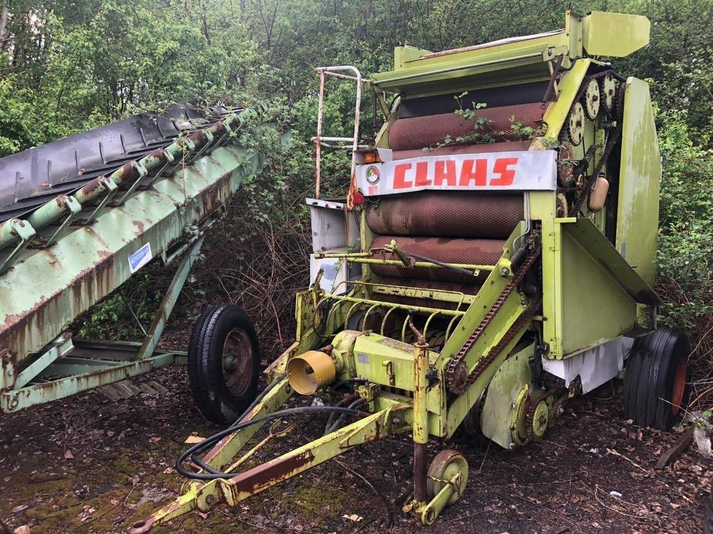 Claas Rollant 62 - Pyöröpaalain: kuva Claas Rollant 62 - Pyöröpaalain Claas Rollant 62 - Pyöröpaalain: kuva Claas Rollant 62 - Pyöröpaalain