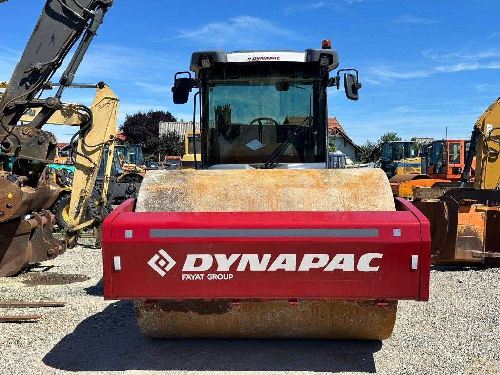 Dynapac CA 5500D - Tiivistyskone: kuva Dynapac CA 5500D - Tiivistyskone Dynapac CA 5500D - Tiivistyskone: kuva Dynapac CA 5500D - Tiivistyskone