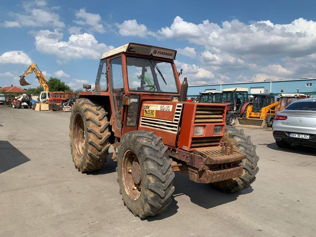Fiat 80-90 DT - Traktori: kuva Fiat 80-90 DT - Traktori Fiat 80-90 DT - Traktori: kuva Fiat 80-90 DT - Traktori