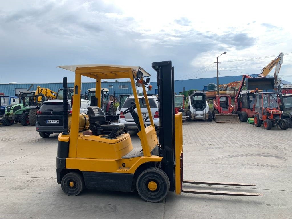 Hyster H 1.75 XM - Kaasutrukki: kuva Hyster H 1.75 XM - Kaasutrukki Hyster H 1.75 XM - Kaasutrukki: kuva Hyster H 1.75 XM - Kaasutrukki