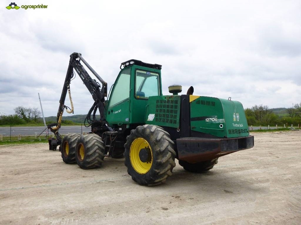 John Deere 1270 D  - Harvesteri: kuva John Deere 1270 D  - Harvesteri John Deere 1270 D  - Harvesteri: kuva John Deere 1270 D  - Harvesteri