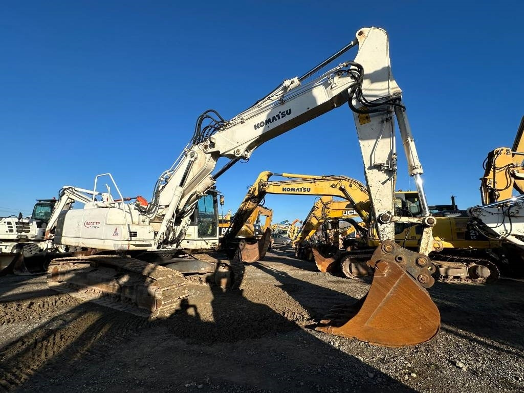 Komatsu PC 240 NLC-8 - Telakaivukone: kuva Komatsu PC 240 NLC-8 - Telakaivukone Komatsu PC 240 NLC-8 - Telakaivukone: kuva Komatsu PC 240 NLC-8 - Telakaivukone