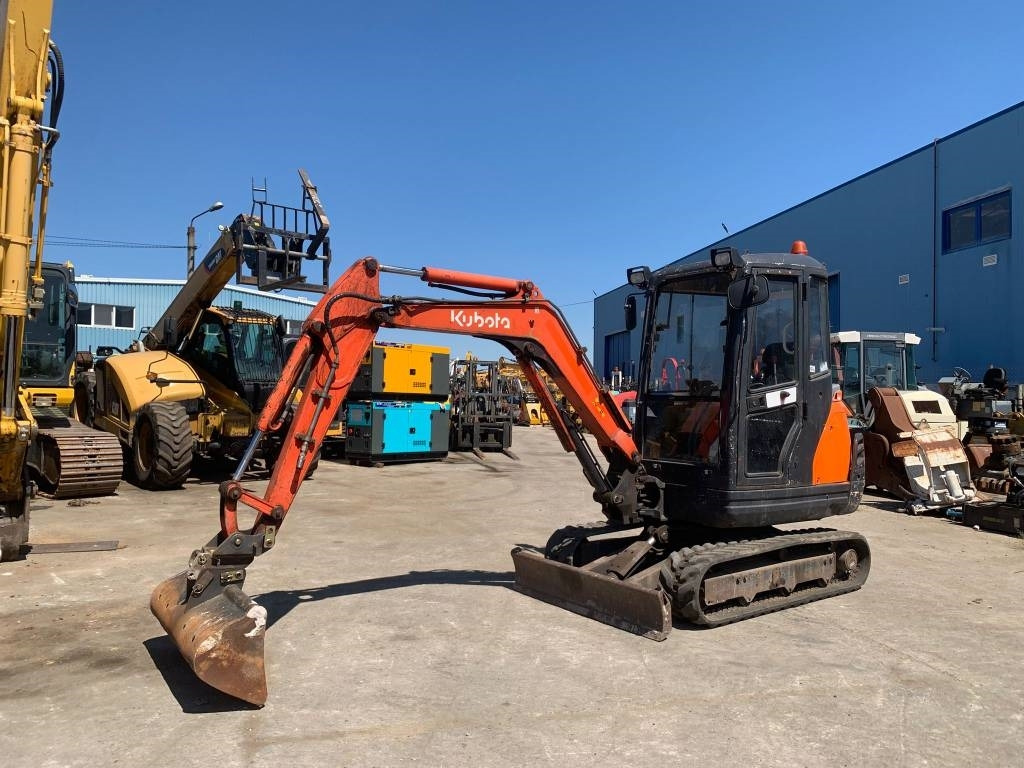 Kubota KX 61-3 - Minikuormaaja: kuva Kubota KX 61-3 - Minikuormaaja Kubota KX 61-3 - Minikuormaaja: kuva Kubota KX 61-3 - Minikuormaaja