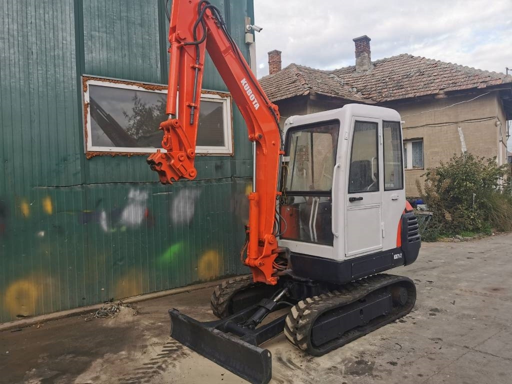 Kubota KX 71-2 - Minikuormaaja: kuva Kubota KX 71-2 - Minikuormaaja Kubota KX 71-2 - Minikuormaaja: kuva Kubota KX 71-2 - Minikuormaaja