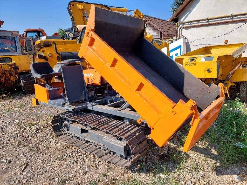 Kubota RG-15 - Minikuormaaja: kuva Kubota RG-15 - Minikuormaaja Kubota RG-15 - Minikuormaaja: kuva Kubota RG-15 - Minikuormaaja