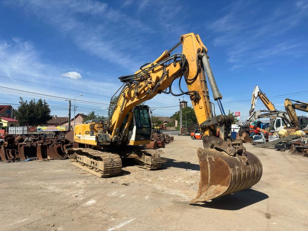 Liebherr R 906 LC - Telakaivukone: kuva Liebherr R 906 LC - Telakaivukone Liebherr R 906 LC - Telakaivukone: kuva Liebherr R 906 LC - Telakaivukone