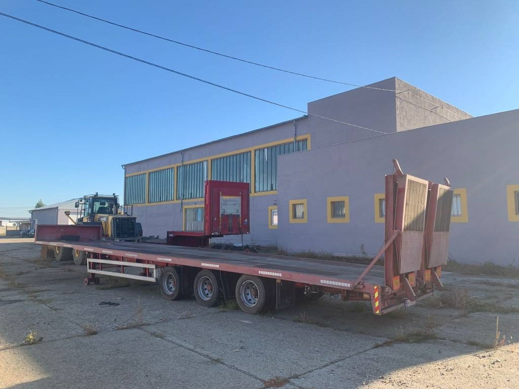 Montracon 3 Axles - Apuvaunu puoliperävaunu: kuva Montracon 3 Axles - Apuvaunu puoliperävaunu Montracon 3 Axles - Apuvaunu puoliperävaunu: kuva Montracon 3 Axles - Apuvaunu puoliperävaunu