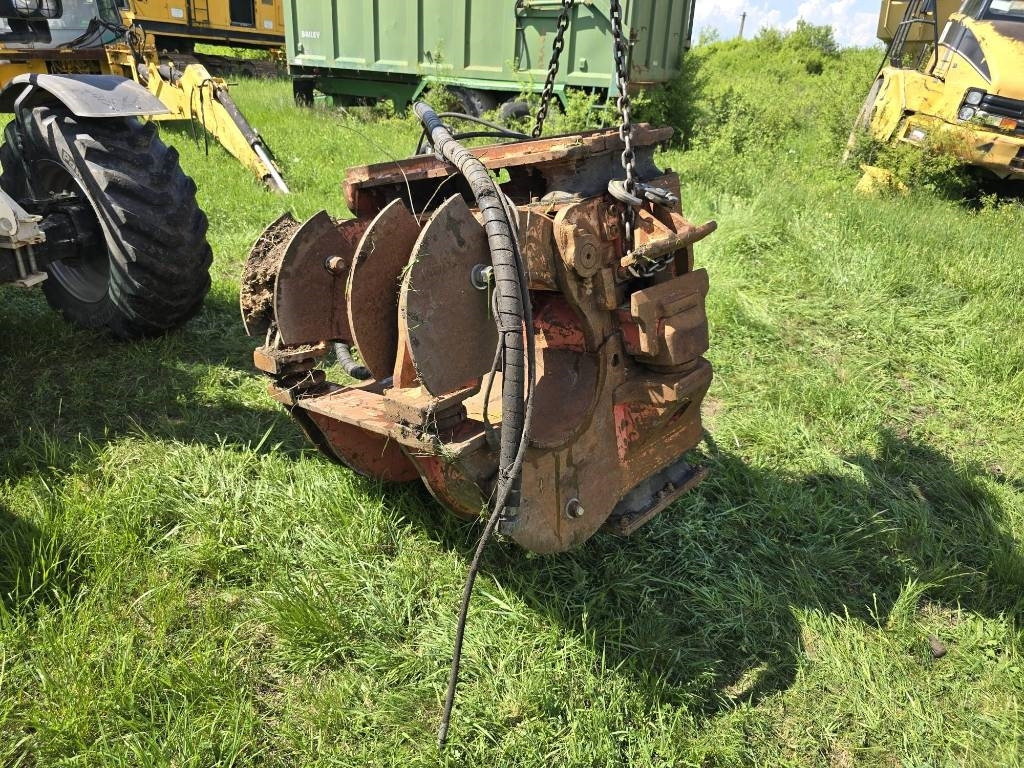 Movax SP60F PILE DRIVER - Paalujuntta: kuva Movax SP60F PILE DRIVER - Paalujuntta Movax SP60F PILE DRIVER - Paalujuntta: kuva Movax SP60F PILE DRIVER - Paalujuntta