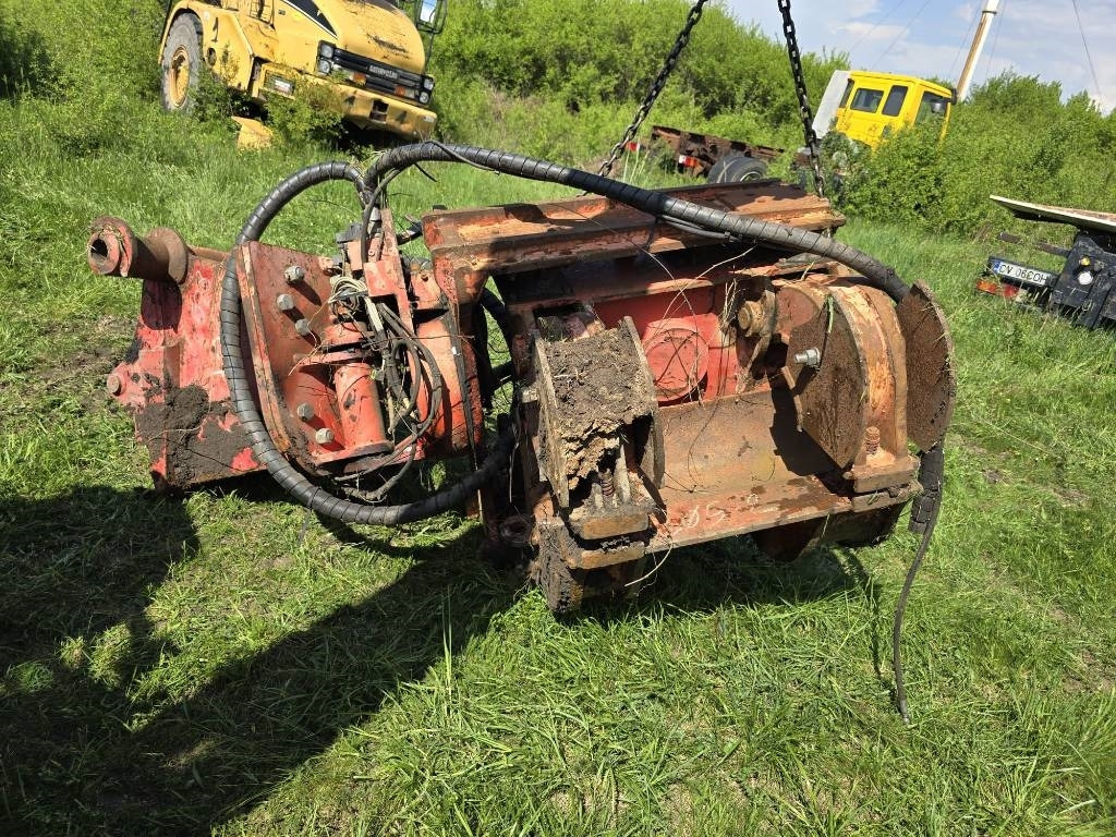 Movax SP60F PILE DRIVER - Paalujuntta: kuva Movax SP60F PILE DRIVER - Paalujuntta Movax SP60F PILE DRIVER - Paalujuntta: kuva Movax SP60F PILE DRIVER - Paalujuntta