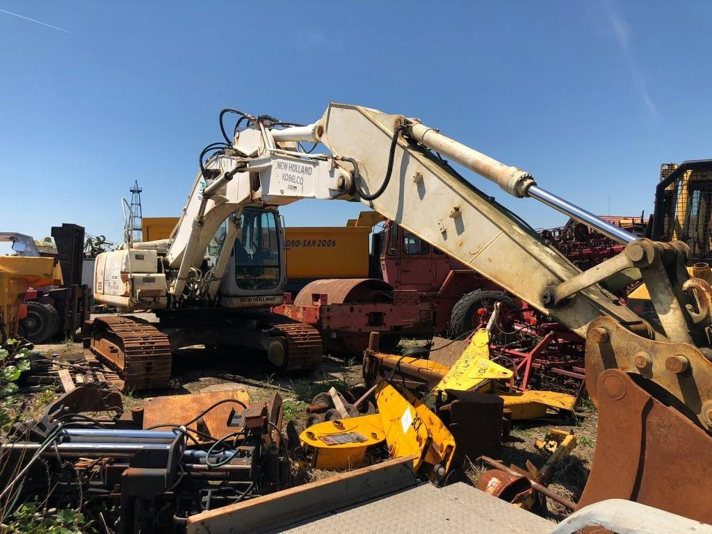 New Holland E 215 B FOR PARTS - Telakaivukone: kuva New Holland E 215 B FOR PARTS - Telakaivukone New Holland E 215 B FOR PARTS - Telakaivukone: kuva New Holland E 215 B FOR PARTS - Telakaivukone