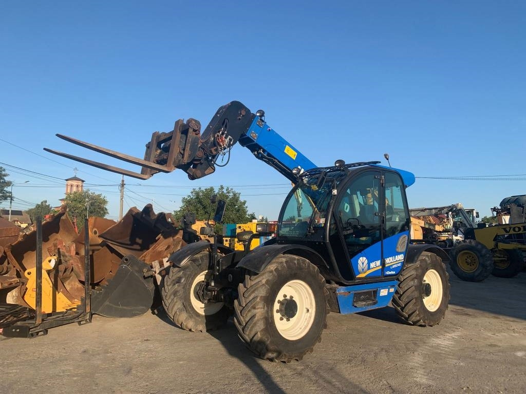 New Holland LM 5040 - Kurottaja: kuva New Holland LM 5040 - Kurottaja New Holland LM 5040 - Kurottaja: kuva New Holland LM 5040 - Kurottaja